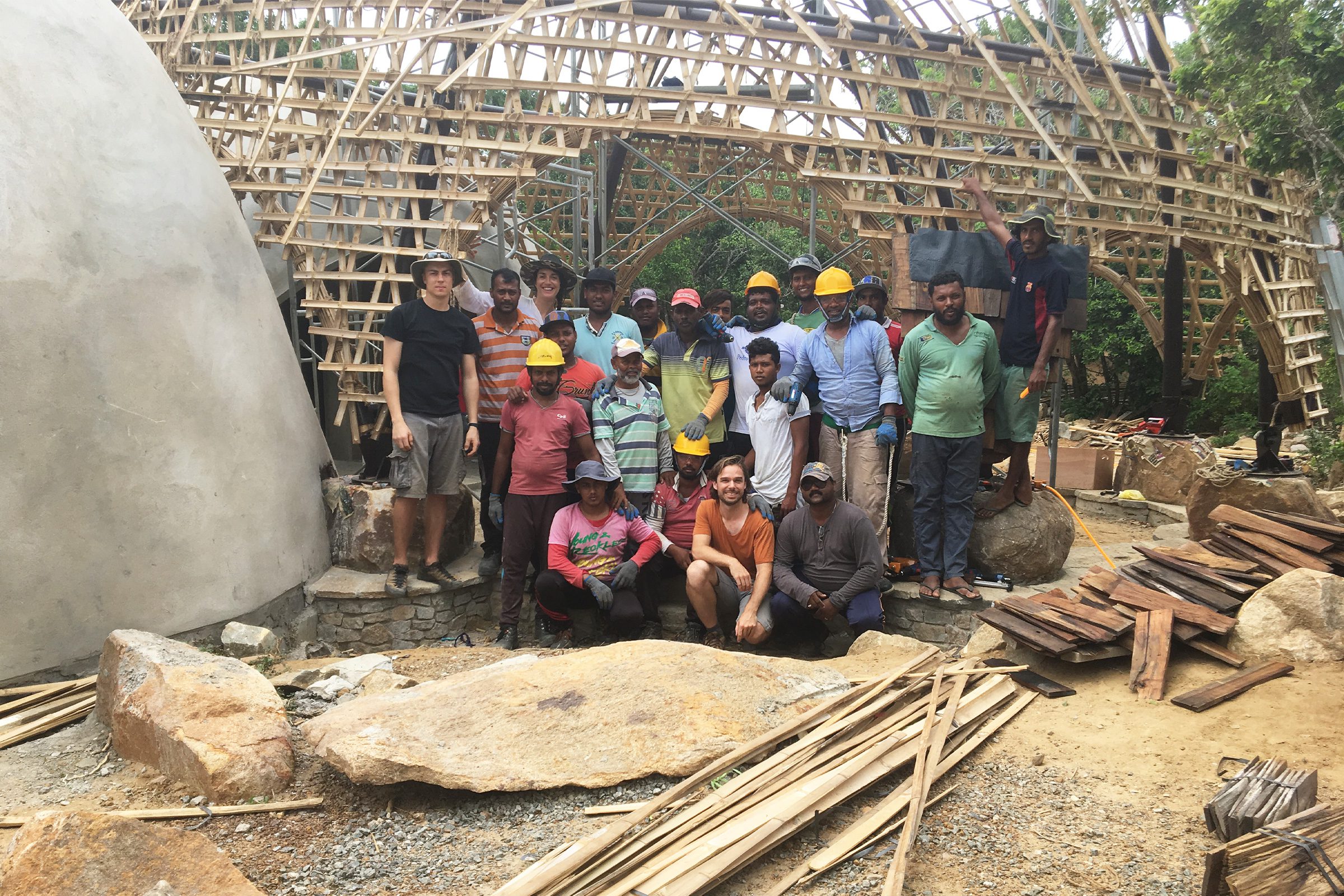 bamboo construction team of wild coast tented lodge